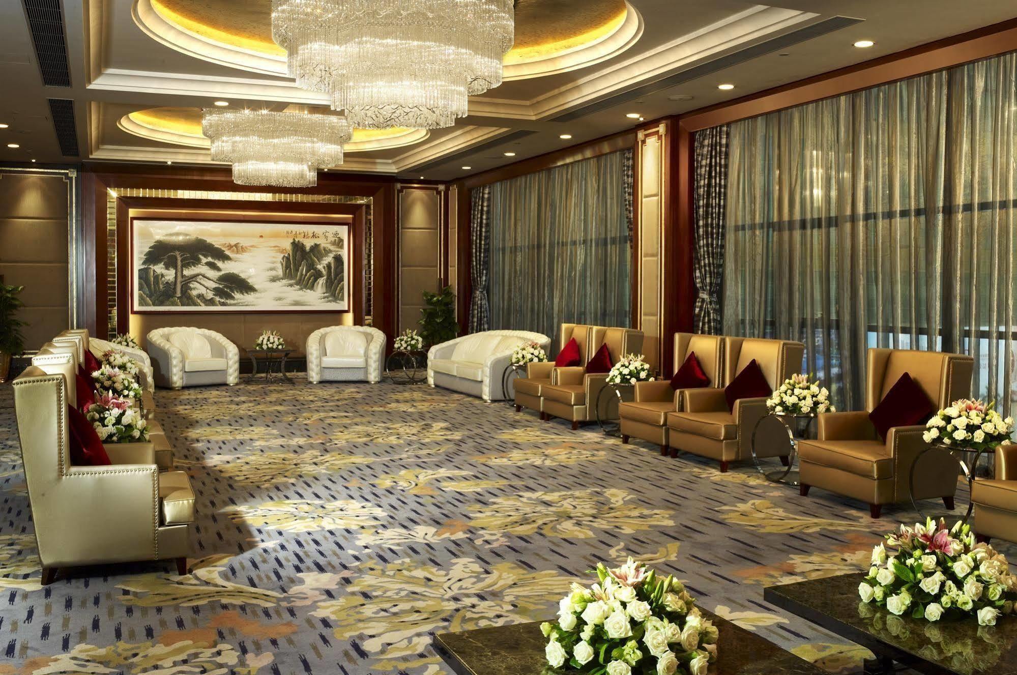 Shenzhen Baohengda International Hotel Exterior foto